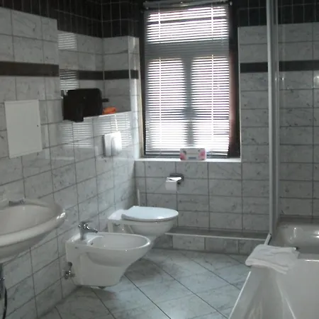 Rockstroh Arabi-ka Апартаменты Хайденау